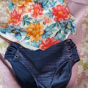 Bathing suit set only worn once.